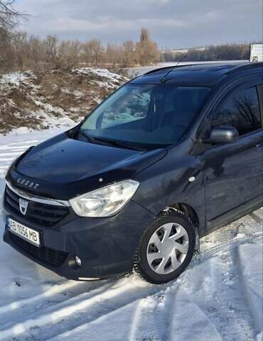 Серый Дачия Лоджи, объемом двигателя 1.5 л и пробегом 270 тыс. км за 8600 $, фото 5 на Automoto.ua
