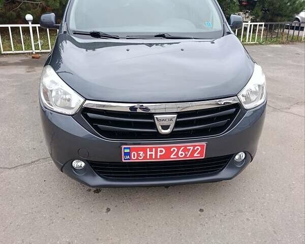 Сірий Дачія Лоджі, об'ємом двигуна 1.5 л та пробігом 220 тис. км за 8300 $, фото 2 на Automoto.ua
