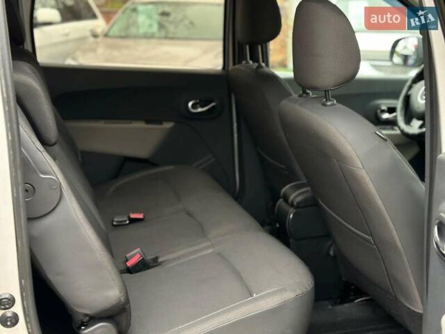 Сірий Дачія Лоджі, об'ємом двигуна 1.5 л та пробігом 305 тис. км за 6430 $, фото 22 на Automoto.ua