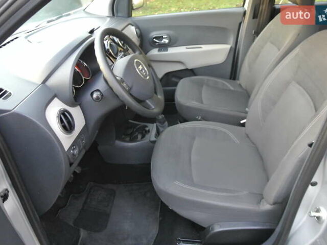 Серый Дачия Лоджи, объемом двигателя 1.5 л и пробегом 238 тыс. км за 8800 $, фото 8 на Automoto.ua