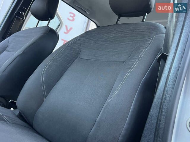 Серый Дачия Лоджи, объемом двигателя 1.5 л и пробегом 182 тыс. км за 7950 $, фото 52 на Automoto.ua