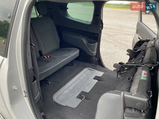 Серый Дачия Лоджи, объемом двигателя 1.2 л и пробегом 231 тыс. км за 6750 $, фото 51 на Automoto.ua