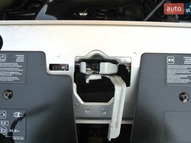 Серый Дачия Лоджи, объемом двигателя 1.5 л и пробегом 238 тыс. км за 8800 $, фото 37 на Automoto.ua