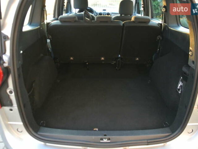 Серый Дачия Лоджи, объемом двигателя 1.5 л и пробегом 238 тыс. км за 8800 $, фото 17 на Automoto.ua