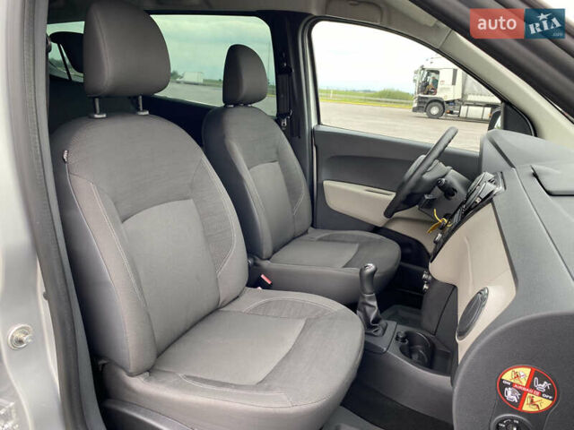 Серый Дачия Лоджи, объемом двигателя 1.2 л и пробегом 231 тыс. км за 6750 $, фото 41 на Automoto.ua