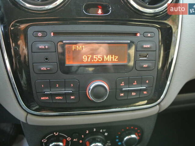 Серый Дачия Лоджи, объемом двигателя 1.5 л и пробегом 238 тыс. км за 8800 $, фото 25 на Automoto.ua