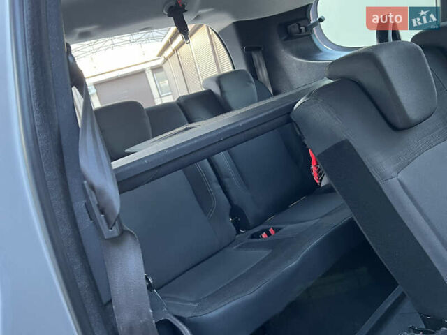 Серый Дачия Лоджи, объемом двигателя 1.5 л и пробегом 182 тыс. км за 7950 $, фото 29 на Automoto.ua
