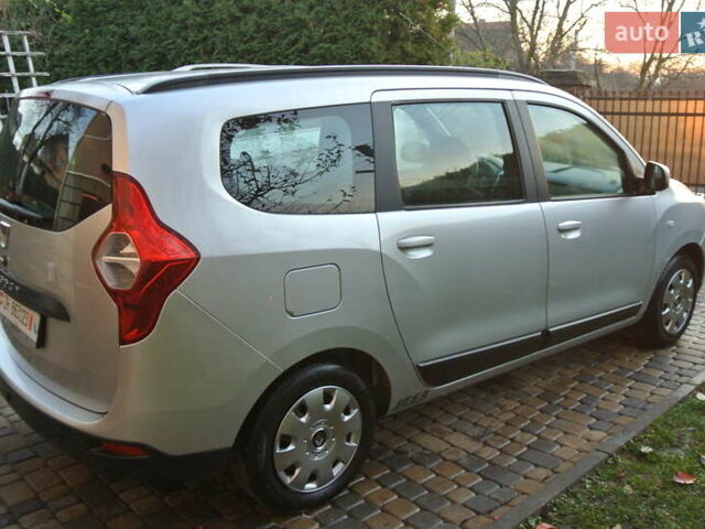 Серый Дачия Лоджи, объемом двигателя 1.5 л и пробегом 238 тыс. км за 8800 $, фото 5 на Automoto.ua