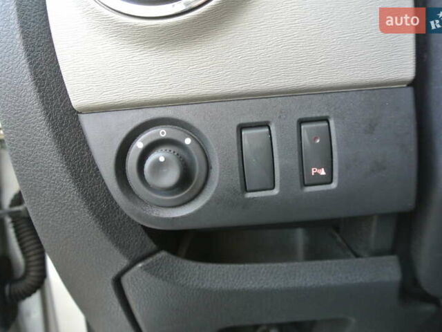 Серый Дачия Лоджи, объемом двигателя 1.5 л и пробегом 238 тыс. км за 8800 $, фото 31 на Automoto.ua