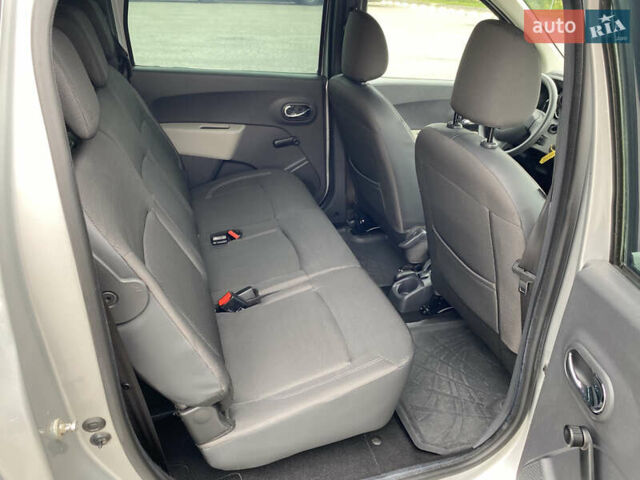 Серый Дачия Лоджи, объемом двигателя 1.2 л и пробегом 231 тыс. км за 6750 $, фото 46 на Automoto.ua
