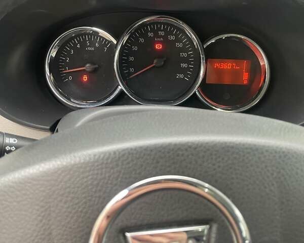 Серый Дачия Лоджи, объемом двигателя 1.2 л и пробегом 144 тыс. км за 6600 $, фото 10 на Automoto.ua