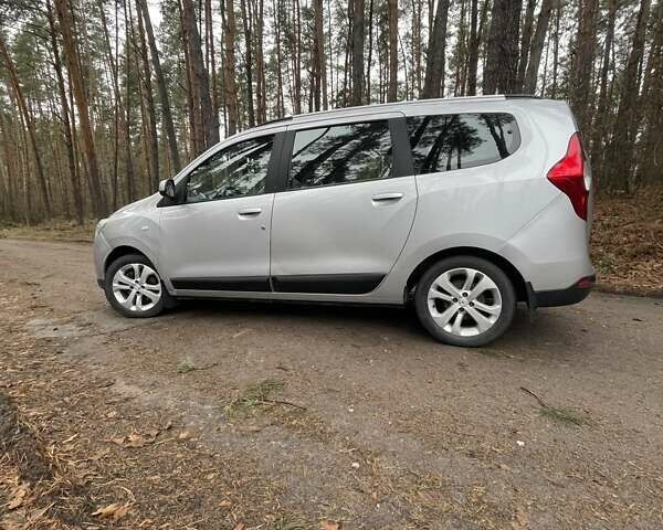 Серый Дачия Лоджи, объемом двигателя 1.2 л и пробегом 144 тыс. км за 6600 $, фото 7 на Automoto.ua