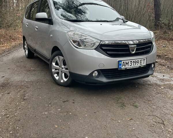 Серый Дачия Лоджи, объемом двигателя 1.2 л и пробегом 144 тыс. км за 6600 $, фото 1 на Automoto.ua