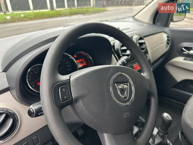 Серый Дачия Лоджи, объемом двигателя 1.6 л и пробегом 155 тыс. км за 8500 $, фото 29 на Automoto.ua