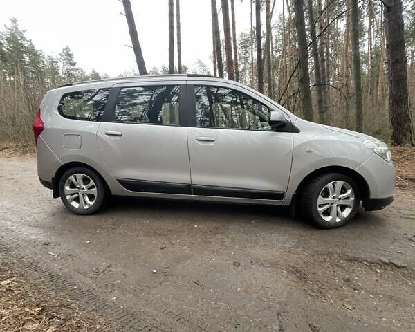 Серый Дачия Лоджи, объемом двигателя 1.2 л и пробегом 144 тыс. км за 6600 $, фото 3 на Automoto.ua