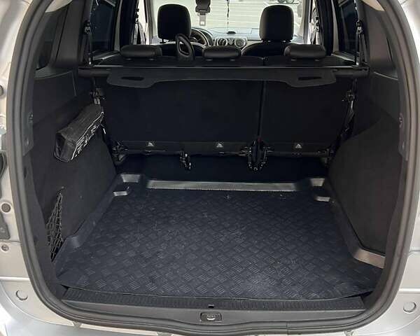 Сірий Дачія Лоджі, об'ємом двигуна 1.5 л та пробігом 150 тис. км за 8000 $, фото 5 на Automoto.ua