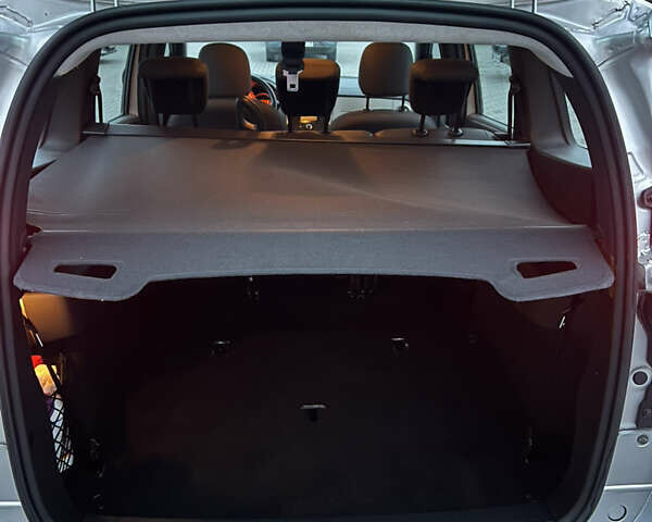 Сірий Дачія Лоджі, об'ємом двигуна 1.5 л та пробігом 211 тис. км за 8499 $, фото 12 на Automoto.ua