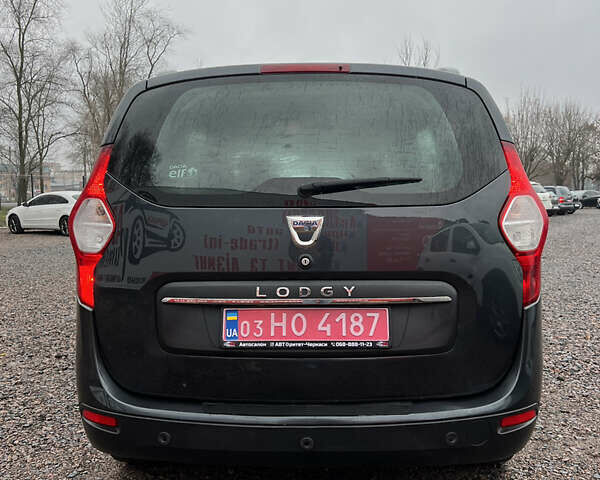 Серый Дачия Лоджи, объемом двигателя 1.6 л и пробегом 197 тыс. км за 9700 $, фото 4 на Automoto.ua