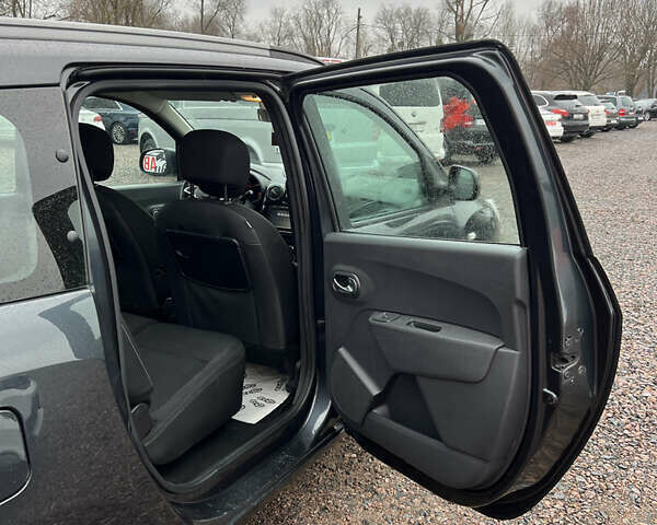 Серый Дачия Лоджи, объемом двигателя 1.6 л и пробегом 197 тыс. км за 9700 $, фото 18 на Automoto.ua