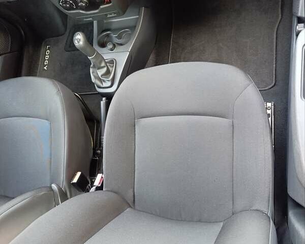 Дачия Лоджи 2012 в Сарнах на Automoto.ua Синий Дачия Лоджи, объемом двигателя 1.6 л и пробегом 92 тыс. км за 6300 $, фото 39 на Automoto.ua