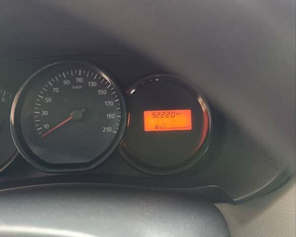 Дачия Лоджи 2012 в Сарнах на Automoto.ua Синий Дачия Лоджи, объемом двигателя 1.6 л и пробегом 92 тыс. км за 6300 $, фото 46 на Automoto.ua