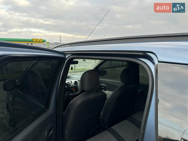 Синий Дачия Лоджи, объемом двигателя 1.5 л и пробегом 131 тыс. км за 7600 $, фото 9 на Automoto.ua