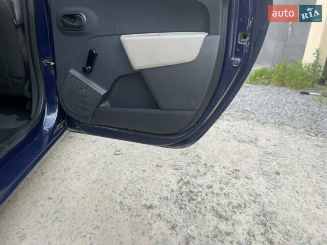 Синій Дачія Лоджі, об'ємом двигуна 1.2 л та пробігом 157 тис. км за 5999 $, фото 14 на Automoto.ua