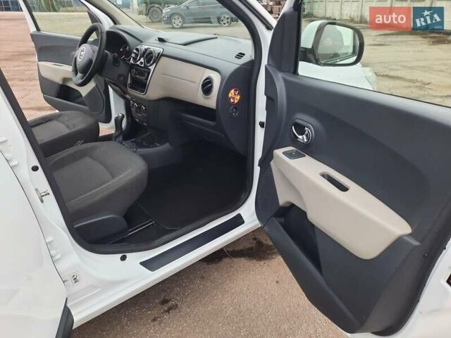 Синий Дачия Лоджи, объемом двигателя 1.6 л и пробегом 214 тыс. км за 7300 $, фото 77 на Automoto.ua