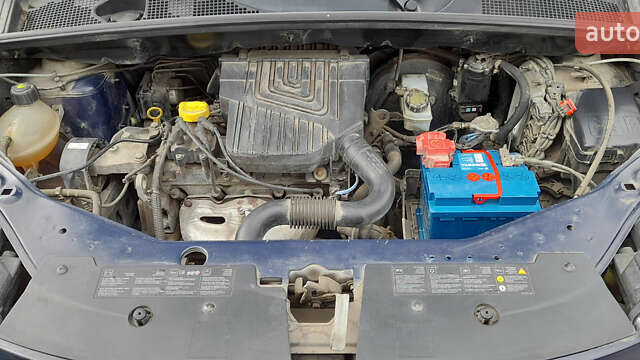 Синій Дачія Лоджі, об'ємом двигуна 1.6 л та пробігом 168 тис. км за 7700 $, фото 11 на Automoto.ua
