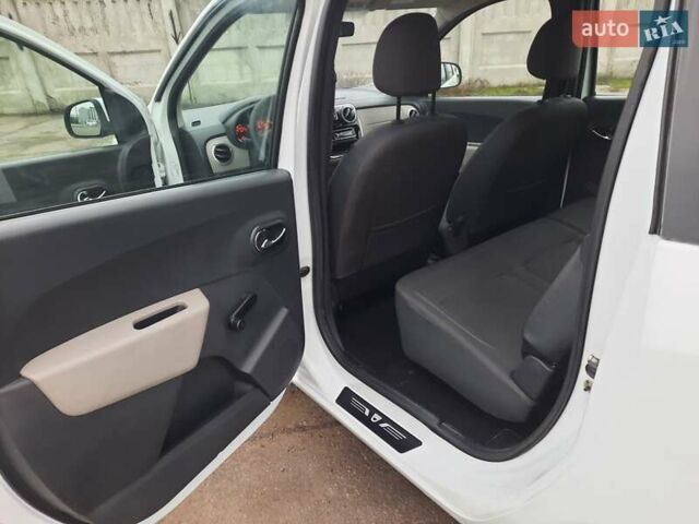 Синий Дачия Лоджи, объемом двигателя 1.6 л и пробегом 214 тыс. км за 7300 $, фото 51 на Automoto.ua