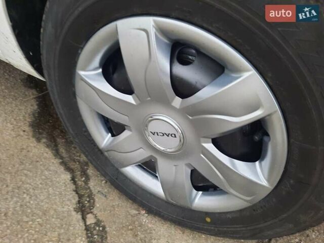 Синий Дачия Лоджи, объемом двигателя 1.6 л и пробегом 214 тыс. км за 7300 $, фото 83 на Automoto.ua