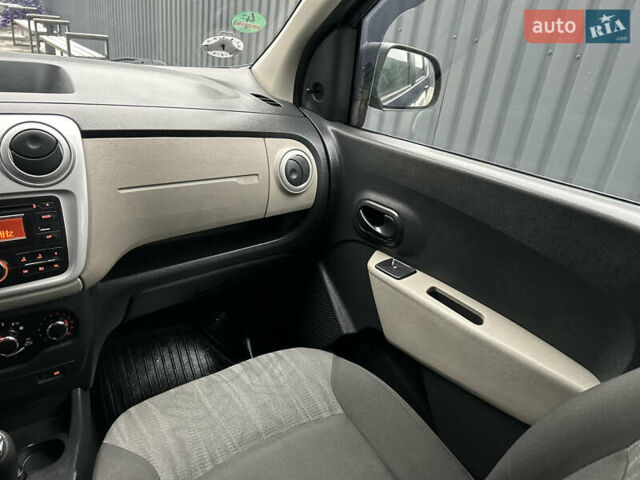 Синий Дачия Лоджи, объемом двигателя 1.5 л и пробегом 171 тыс. км за 7900 $, фото 18 на Automoto.ua