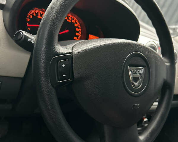 Синий Дачия Лоджи, объемом двигателя 1.5 л и пробегом 171 тыс. км за 7900 $, фото 31 на Automoto.ua