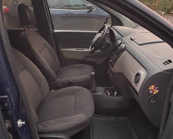 Синий Дачия Лоджи, объемом двигателя 1.6 л и пробегом 207 тыс. км за 5800 $, фото 7 на Automoto.ua