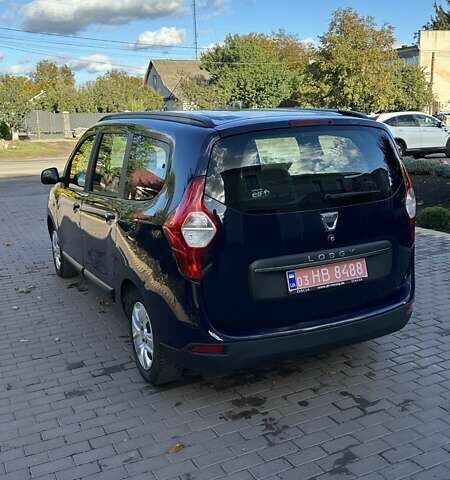 Дачия Лоджи 2017 в Бершаде на Automoto.ua Синий Дачия Лоджи, объемом двигателя 0 л и пробегом 227 тыс. км за 9650 $, фото 10 на Automoto.ua