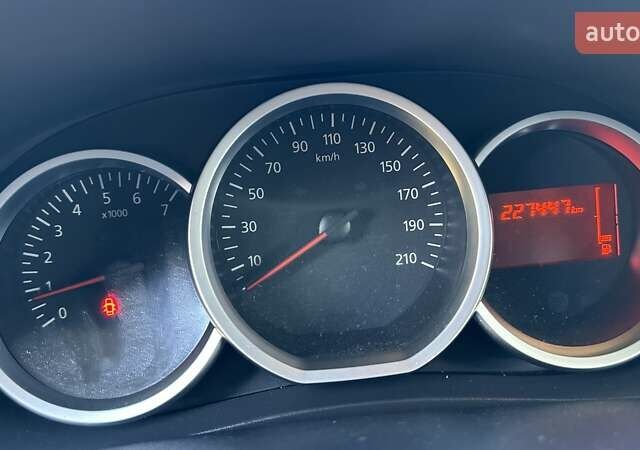 Дачия Лоджи 2017 в Бершаде на Automoto.ua Синий Дачия Лоджи, объемом двигателя 0 л и пробегом 227 тыс. км за 9650 $, фото 17 на Automoto.ua