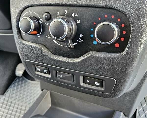 Синий Дачия Лоджи, объемом двигателя 1.6 л и пробегом 225 тыс. км за 8999 $, фото 47 на Automoto.ua