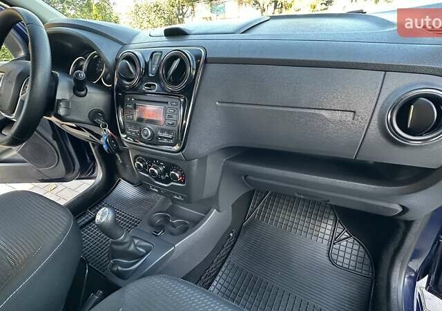 Дачия Лоджи 2017 в Бершаде на Automoto.ua Синий Дачия Лоджи, объемом двигателя 0 л и пробегом 227 тыс. км за 9650 $, фото 37 на Automoto.ua