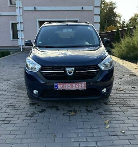 Дачия Лоджи 2017 в Бершаде на Automoto.ua Синий Дачия Лоджи, объемом двигателя 0 л и пробегом 227 тыс. км за 9650 $, фото 5 на Automoto.ua