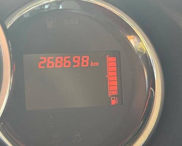 Зеленый Дачия Лоджи, объемом двигателя 1.46 л и пробегом 280 тыс. км за 6500 $, фото 9 на Automoto.ua