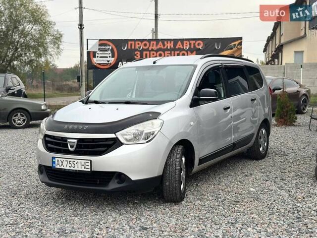 Дачия Лоджи 2013 в Харькове на Automoto.ua Зеленый Дачия Лоджи, объемом двигателя 1.2 л и пробегом 191 тыс. км за 5700 $, фото 2 на Automoto.ua