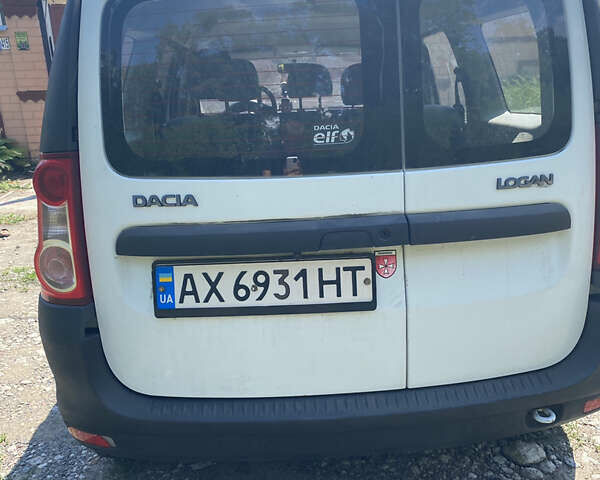 Білий Дачія Логан МСВ, об'ємом двигуна 1.6 л та пробігом 180 тис. км за 5500 $, фото 1 на Automoto.ua