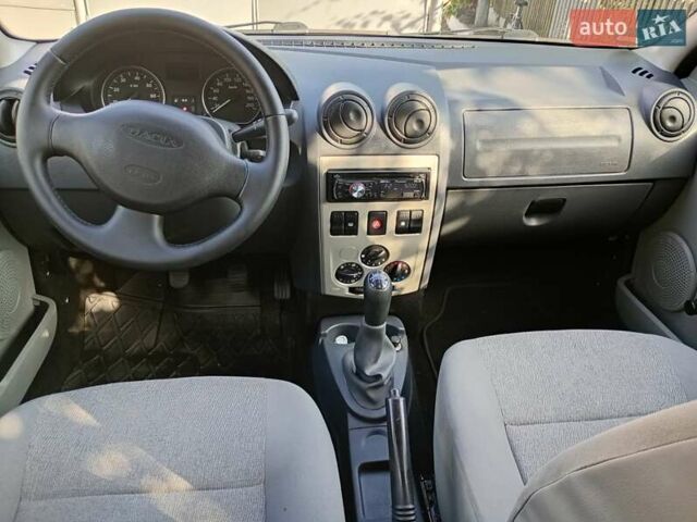 Білий Дачія Логан МСВ, об'ємом двигуна 1.6 л та пробігом 95 тис. км за 6500 $, фото 11 на Automoto.ua