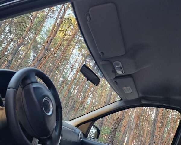 Черный Дачия Логан МСВ, объемом двигателя 1.6 л и пробегом 181 тыс. км за 6399 $, фото 51 на Automoto.ua