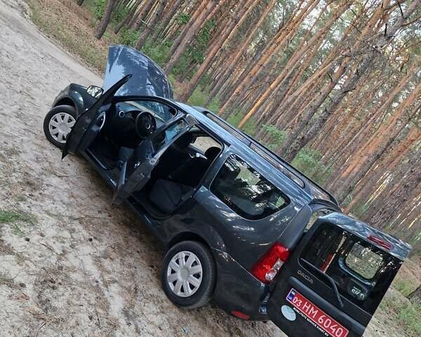 Черный Дачия Логан МСВ, объемом двигателя 1.6 л и пробегом 181 тыс. км за 6399 $, фото 142 на Automoto.ua
