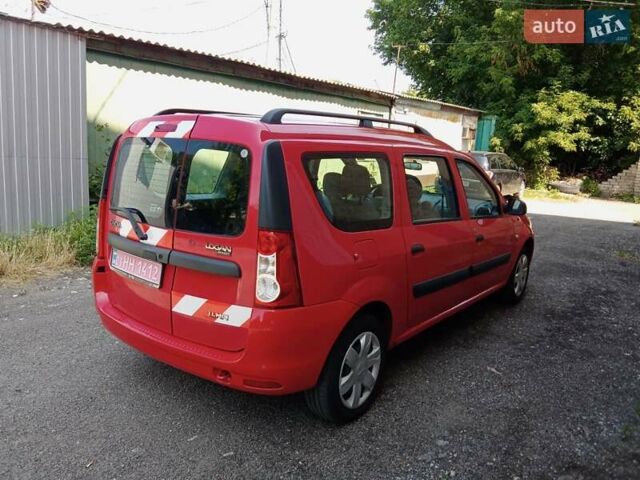 Красный Дачия Логан МСВ, объемом двигателя 1.4 л и пробегом 212 тыс. км за 5300 $, фото 5 на Automoto.ua