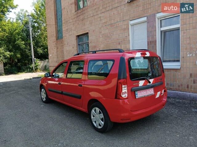 Красный Дачия Логан МСВ, объемом двигателя 1.4 л и пробегом 212 тыс. км за 5300 $, фото 3 на Automoto.ua