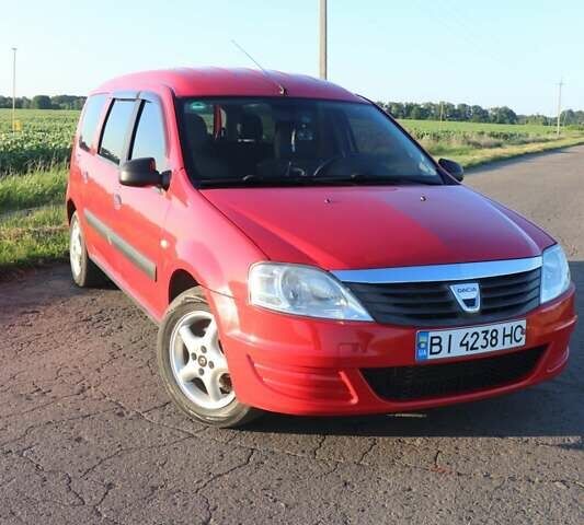 Червоний Дачія Логан МСВ, об'ємом двигуна 1.39 л та пробігом 260 тис. км за 5200 $, фото 1 на Automoto.ua