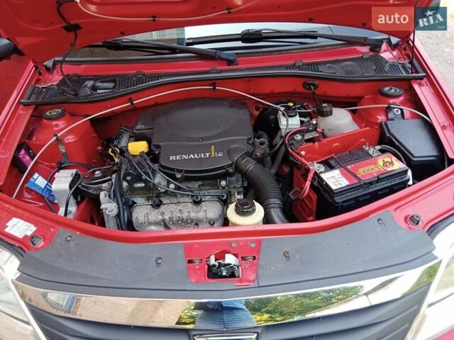 Красный Дачия Логан МСВ, объемом двигателя 1.4 л и пробегом 212 тыс. км за 5300 $, фото 14 на Automoto.ua