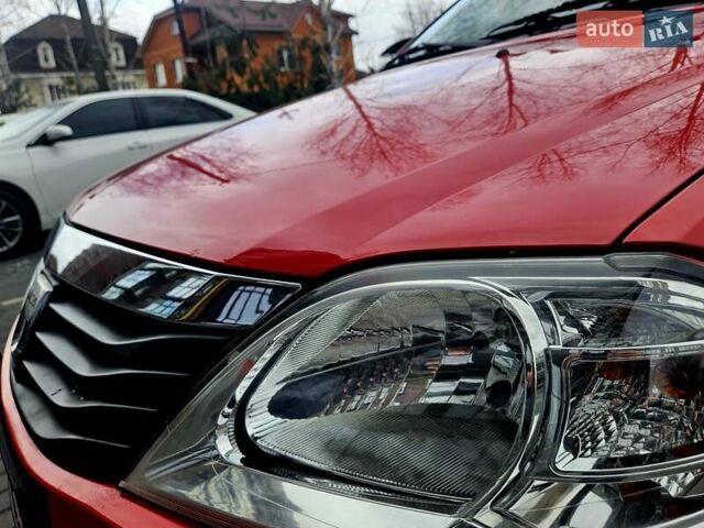 Красный Дачия Логан МСВ, объемом двигателя 1.6 л и пробегом 209 тыс. км за 5700 $, фото 24 на Automoto.ua